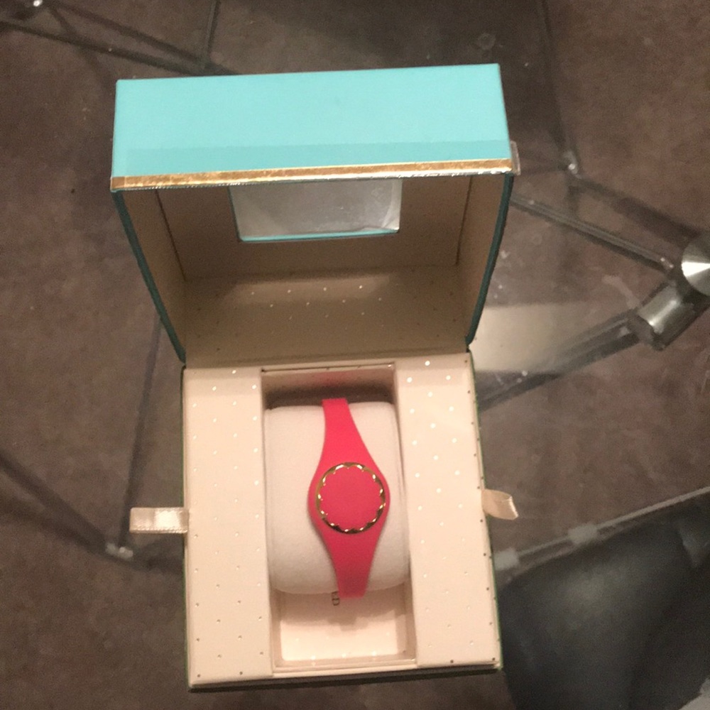 Kate spade activity tracker